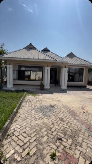 Nyumba ya vyumba vitatu inapangishwa Jeshini Kunduchi, Dar Es Salaam
