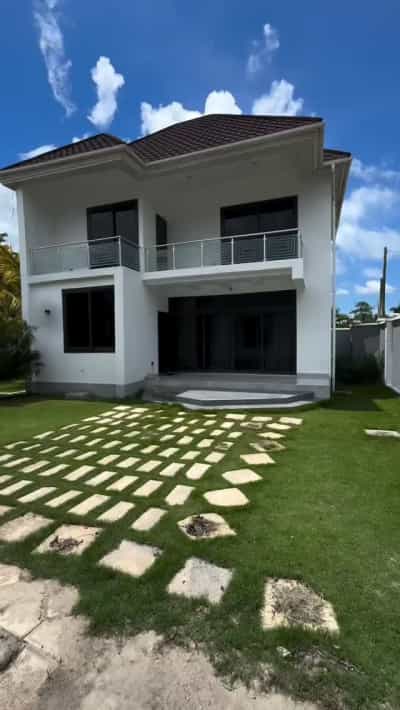 Furnished Villa for Rent in MBEZI BEACH, Dar Es Salaam Furnished Villa for Rent in MBEZI BEACH, Dar Es Salaam