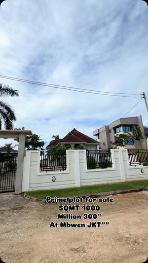 Kiwanja kinauzwa Mbweni Jkt, Dar Es Salaam sqm 1000