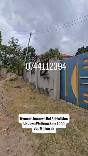 Nyumba ya vyumba vitatu inauzwa Kimara Suka Golani, Dar Es Salaam (1000 sqm) Nyumba ya vyumba vitatu inauzwa Kimara Suka Golani, Dar Es Salaam (1000 sqm)