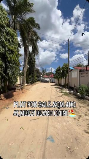 Kiwanja kinauzwa Mbezi Beach Chini, Dar Es Salaam sqm 400 Kiwanja kinauzwa Mbezi Beach Chini, Dar Es Salaam sqm 400