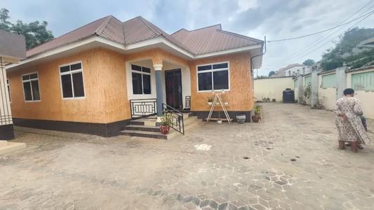 Nyumba ya vyumba vinne inapangishwa Mbezi Malamba, Dar Es Salaam Nyumba ya vyumba vinne inapangishwa Mbezi Malamba, Dar Es Salaam