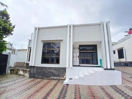 Nyumba ya vyumba viwili inapangishwa Kimara Mwisho, Dar Es Salaam Nyumba ya vyumba viwili inapangishwa Kimara Mwisho, Dar Es Salaam