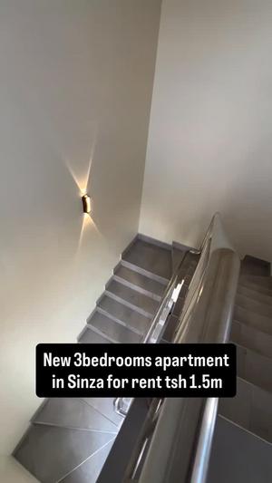 Nyumba/Apartment ya vyumba vitatu inapangishwa Sinza Madukani, Dar Es Salaam