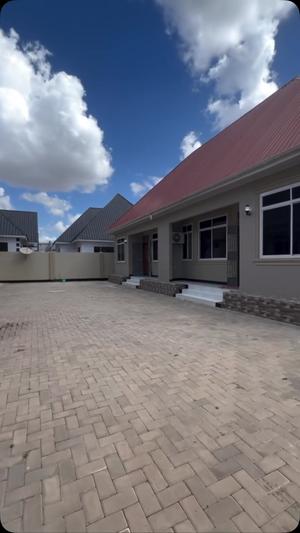 Nyumba ya vyumba viwili inapangishwa Kigamboni Kisota, Dar Es Salaam Nyumba ya vyumba viwili inapangishwa Kigamboni Kisota, Dar Es Salaam