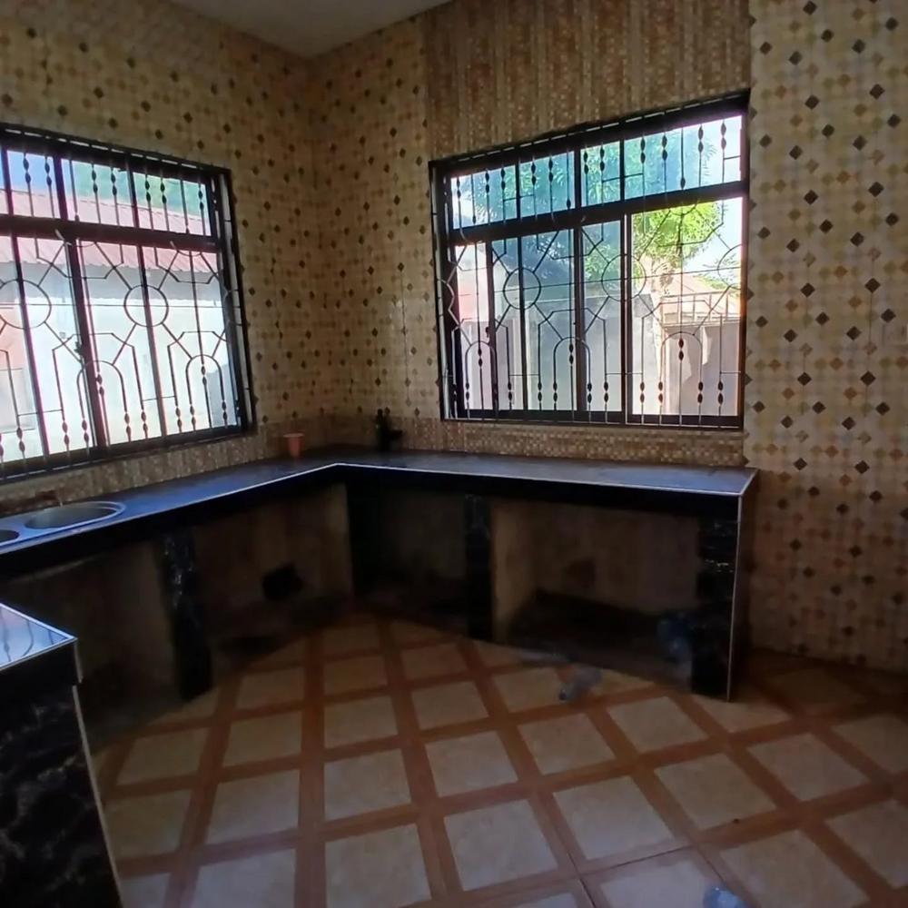 media -5 media -5
