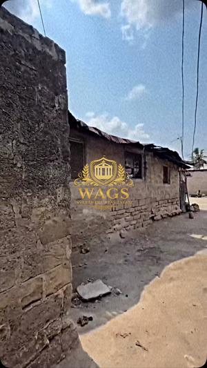 Kiwanja kinauzwa Manzese, Dar Es Salaam (300 sqm) Kiwanja kinauzwa Manzese, Dar Es Salaam (300 sqm)