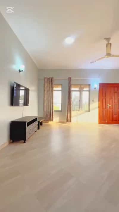 Apartment (Furnished) ya vyumba vitatu inapangishwa Mikocheni B, Dar Es Salaam