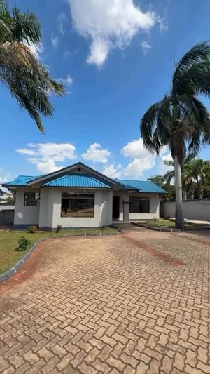 2 Bedrooms Furnished Apartment for Rent in Bahari Beach, Dar Es Salaam