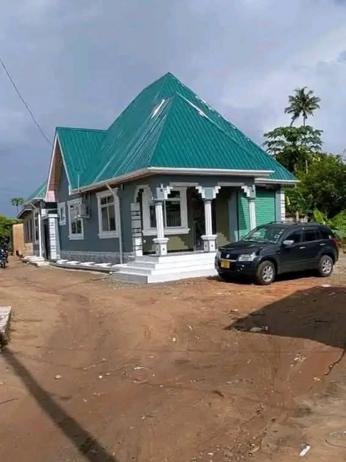 Nyumba ya vyumba vitatu inauzwa Vikindu, Pwani (400 sqm) Nyumba ya vyumba vitatu inauzwa Vikindu, Pwani (400 sqm)