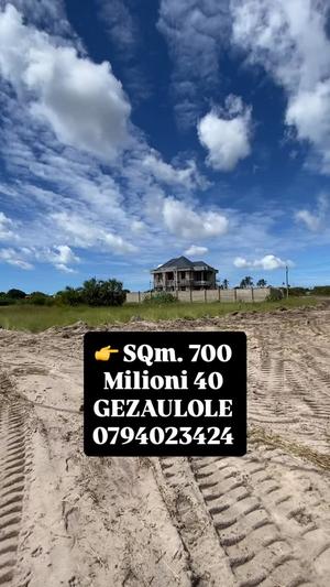 Plot for sale in Gezaulole, Dar Es Salaam sqm 700