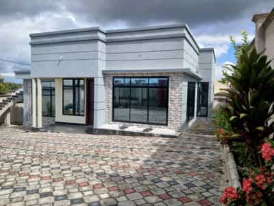 Nyumba ya vyumba vitatu inauzwa Kiluvya Gogoni, Pwani (600 sqm)