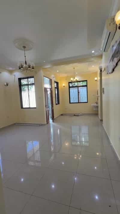 Apartment ya vyumba vitatu inapangishwa Mwananyamala, Dar Es Salaam