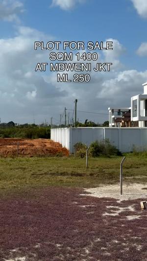 Kiwanja kinauzwa Mbweni Jkt, Dar Es Salaam (1400 sqm) Kiwanja kinauzwa Mbweni Jkt, Dar Es Salaam (1400 sqm)