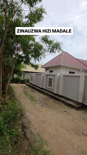 Apartment ya vyumba vitatu inauzwa Madale Mivumoni, Dar Es Salaam (400 sqm)