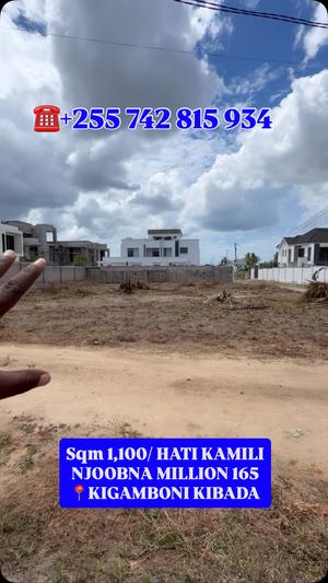 Kiwanja kinauzwa Kibada, Dar Es Salaam (1100 sqm)