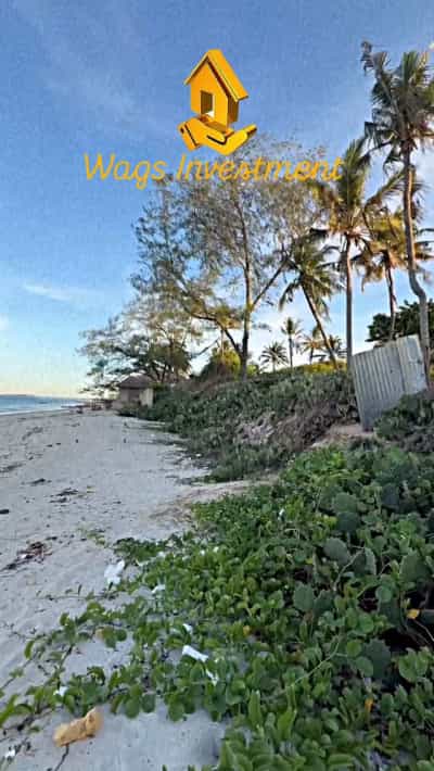 Beach Plot kinauzwa Bahari Beach, Dar Es Salaam (3625 sqm) Beach Plot kinauzwa Bahari Beach, Dar Es Salaam (3625 sqm)