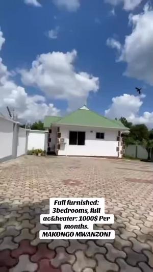 Nyumba (Furnished) ya vyumba vitatu inapangishwa Makongo Mwanzoni, Dar Es Salaam