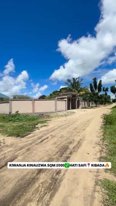 Kiwanja (Residential/Commercial) kinauzwa Kibada, Dar Es Salaam (2000 sqm) Kiwanja (Residential/Commercial) kinauzwa Kibada, Dar Es Salaam (2000 sqm)