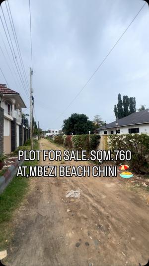 Kiwanja kinauzwa Mbezi Beach Chini, Dar Es Salaam (760 sqm)