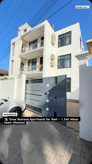 Apartment ya vyumba vitatu inapangishwa Mbezi Beach, Dar Es Salaam Apartment ya vyumba vitatu inapangishwa Mbezi Beach, Dar Es Salaam
