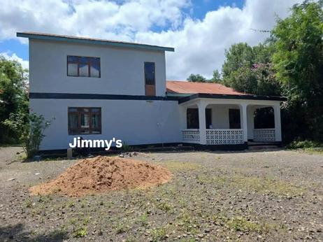 7 Bedrooms House for Sale in Njiro, Arusha (825 sqm)