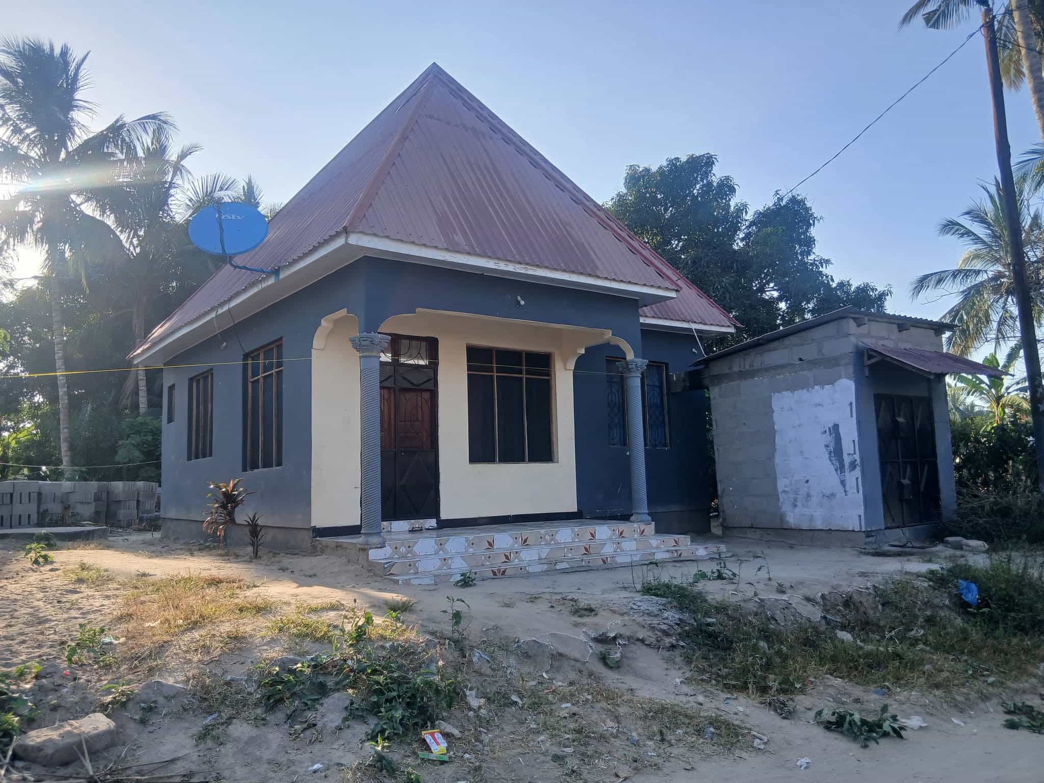 Nyumba ya vyumba vitatu inauzwa Chanika, Dar Es Salaam Nyumba ya vyumba vitatu inauzwa Chanika, Dar Es Salaam