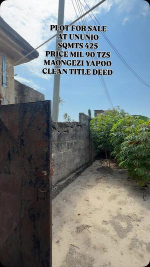 Kiwanja kinauzwa Ununio, Dar Es Salaam sqm 425 Kiwanja kinauzwa Ununio, Dar Es Salaam sqm 425