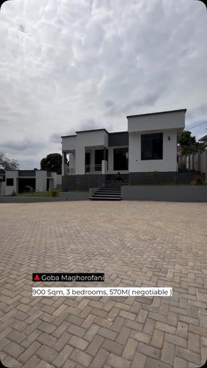 Nyumba ya vyumba vitatu inauzwa Goba Maghorofani, Dar Es Salaam (900 sqm)