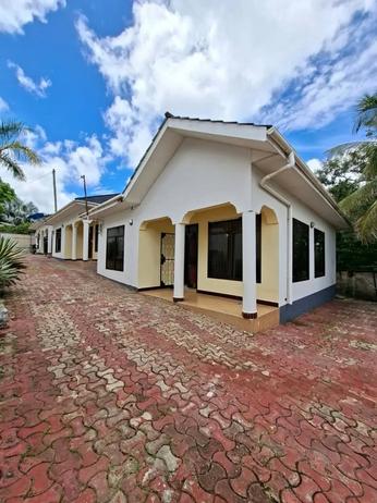 Nyumba/Apartment ya vyumba viwili inapangishwa Goba, Dar Es Salaam
