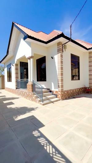 Nyumba ya vyumba viwili inapangishwa Mlimwa C Ushwani, Dodoma Nyumba ya vyumba viwili inapangishwa Mlimwa C Ushwani, Dodoma