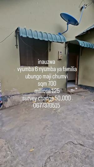 Nyumba ya vyumba 6 inauzwa Ubungo Maji Chumvi, Dar Es Salaam (700 sqm) Nyumba ya vyumba 6 inauzwa Ubungo Maji Chumvi, Dar Es Salaam (700 sqm)
