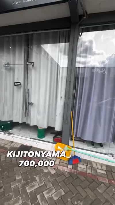 Duka linapangishwa Kijitonyama, Dar Es Salaam