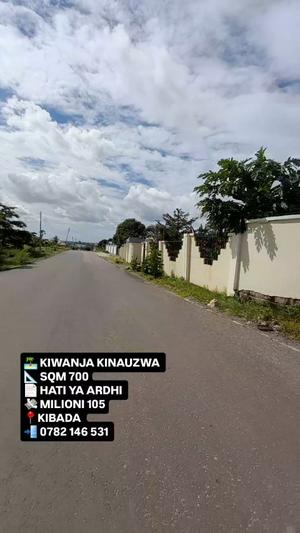 Kiwanja kinauzwa Kigamboni Kibada, Dar Es Salaam sqm 700