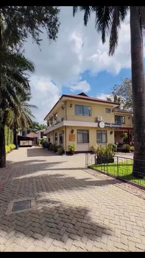 15 Bedrooms House for Sale in Mikocheni, Dar Es Salaam (1300 sqm)