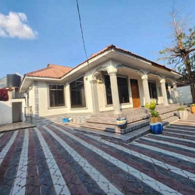 Nyumba ya vyumba vitatu inauzwa Kitunda Kivule Bambucha, Dar Es Salaam (600 sqm) Nyumba ya vyumba vitatu inauzwa Kitunda Kivule Bambucha, Dar Es Salaam (600 sqm)
