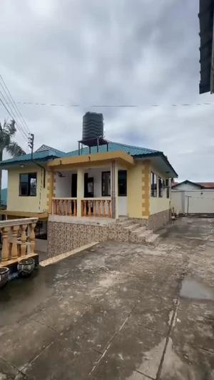 Nyumba ya vyumba vitatu inapangishwa Mbezi Beach Tank Bovu, Dar Es Salaam Nyumba ya vyumba vitatu inapangishwa Mbezi Beach Tank Bovu, Dar Es Salaam