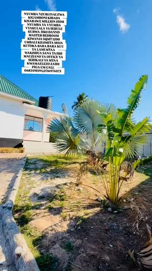 Nyumba ya vyumba vinne inauzwa Kibada, Kigamboni, Dar Es Salaam (1200 sqm)