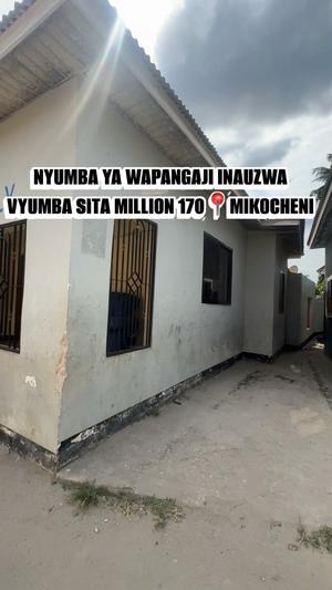 Nyumba ya vyumba 6 inauzwa Mikocheni, Dar Es Salaam Nyumba ya vyumba 6 inauzwa Mikocheni, Dar Es Salaam