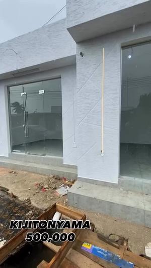 Duka linapangishwa Kijitonyama, Dar Es Salaam