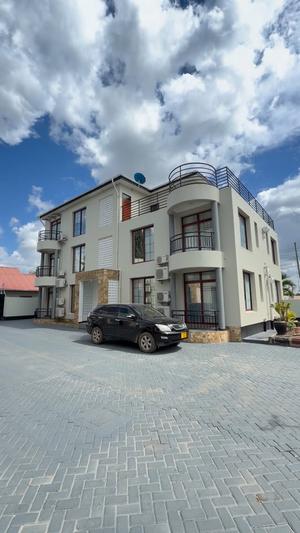 Apartment (Furnished) ya vyumba viwili inapangishwa Mbezi Beach, Dar Es Salaam Apartment (Furnished) ya vyumba viwili inapangishwa Mbezi Beach, Dar Es Salaam