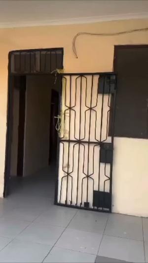 Nyumba ya vyumba viwili inapangishwa Mawasiliano Stand, Dar Es Salaam Nyumba ya vyumba viwili inapangishwa Mawasiliano Stand, Dar Es Salaam