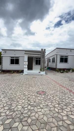Apartment ya vyumba vitatu inapangishwa Kibada Chekechea, Dar Es Salaam Apartment ya vyumba vitatu inapangishwa Kibada Chekechea, Dar Es Salaam