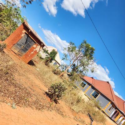 Kiwanja kinauzwa Changarawe, Iringa (0.25 acre) Kiwanja kinauzwa Changarawe, Iringa (0.25 acre)