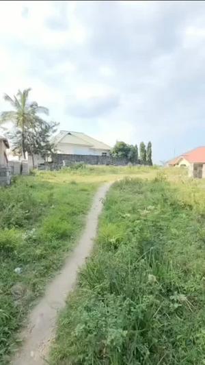 Residential Plot for Sale in Kinyerezi Kifuru Mwisho, Dar Es Salaam (1600 sqm) Residential Plot for Sale in Kinyerezi Kifuru Mwisho, Dar Es Salaam (1600 sqm)