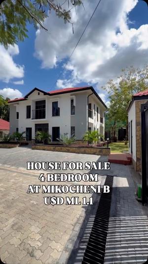 Nyumba ya vyumba vinne inauzwa Mikocheni B, Dar Es Salaam (1400 sqm)