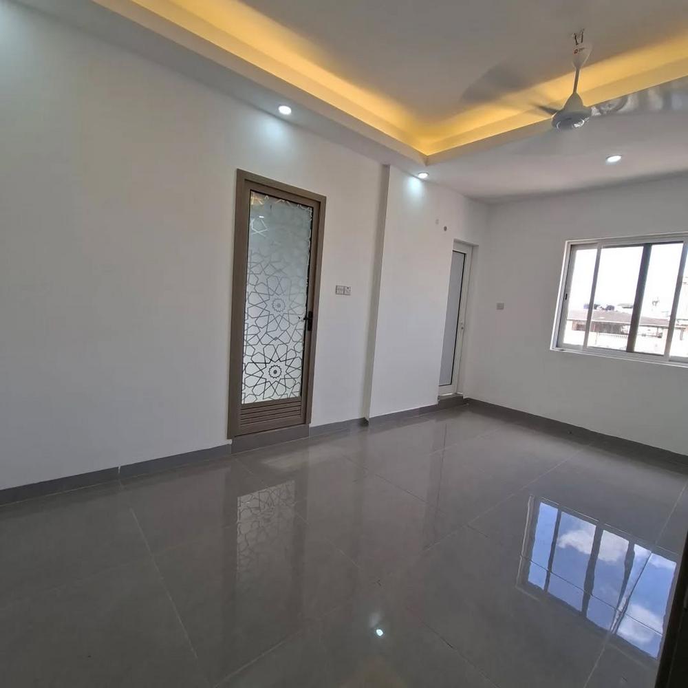 media -4 media -4