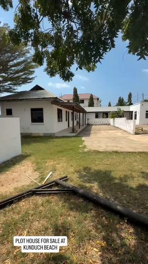 Residential Plot for Sale in Boko Beach, Dar Es Salaam (1000 sqm) Residential Plot for Sale in Boko Beach, Dar Es Salaam (1000 sqm)