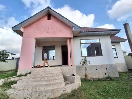Nyumba ya vyumba vitatu inapangishwa Kiluvya Madukani, Pwani Nyumba ya vyumba vitatu inapangishwa Kiluvya Madukani, Pwani