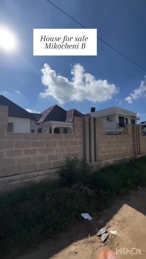 Nyumba ya vyumba vitatu inauzwa Mikocheni B, Dar Es Salaam